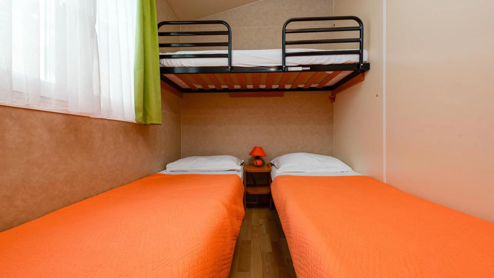 Camp Mrkva Mobile Homes With Pool Sukosan Campsite