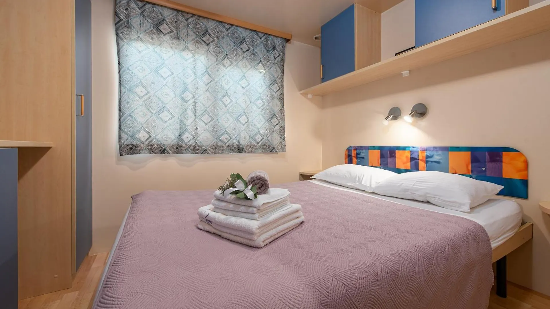 Campsite Camp Mrkva Mobile Homes With Pool Sukosan