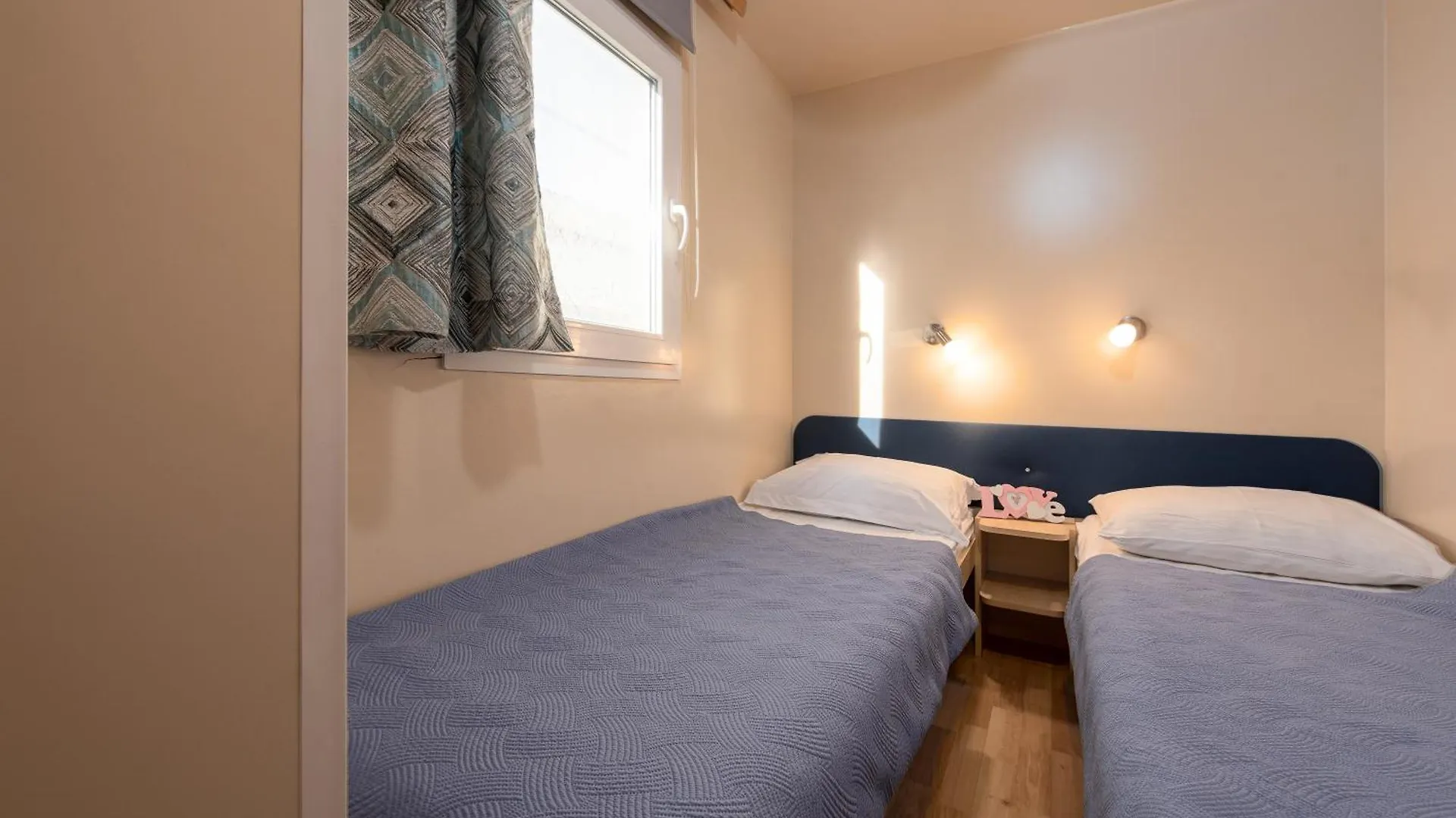 Camp Mrkva Mobile Homes With Pool Sukosan Croatia