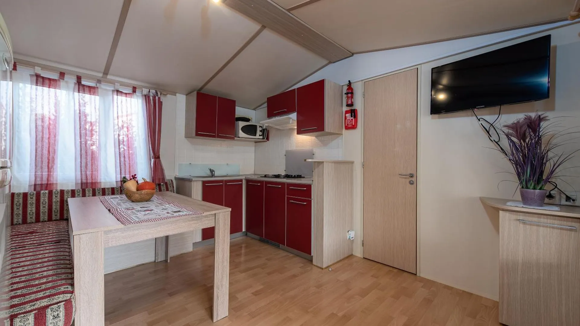 Camp Mrkva Mobile Homes With Pool Sukosan Campsite